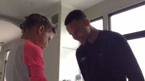 Райли Къри поздрави с песен Стеф Къри за рождения му ден (видео)